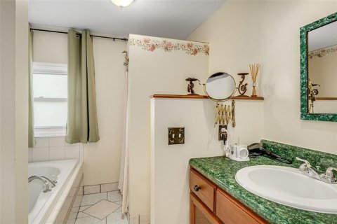 Casa en venta en Merrit Island, Florida, 4 dormitorios, 169.08 m2 № 1111207 - foto 19