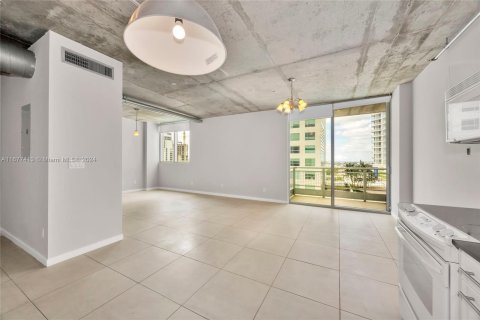 Copropriété à vendre à Miami, Floride: 59.27 m2 № 1403081 - photo 3