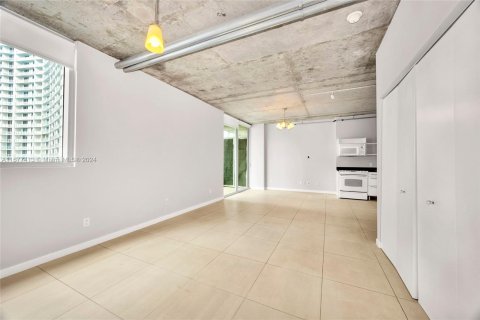 Copropriété à vendre à Miami, Floride: 59.27 m2 № 1403081 - photo 8