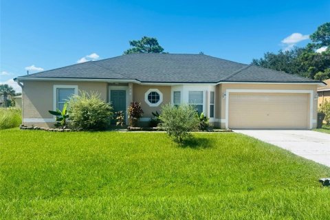 House in Kissimmee, Florida 4 bedrooms, 158.31 sq.m. № 1382299 - photo 1