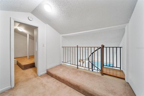 Condo in Winter Park, Florida, 2 bedrooms  № 1382310 - photo 21