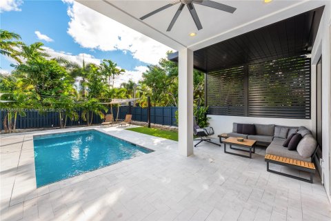 Casa en venta en Wilton Manors, Florida, 5 dormitorios, 313.55 m2 № 1172046 - foto 4