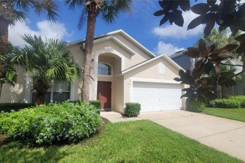 Casa en venta en Kissimmee, Florida, 5 dormitorios, 182.09 m2 № 1362112 - foto 1