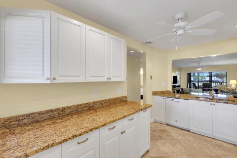 Condo in Hobe Sound, Florida, 2 bedrooms  № 1146621 - photo 27