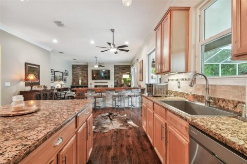 Casa en venta en Tampa, Florida, 5 dormitorios, 297.75 m2 № 1344247 - foto 13