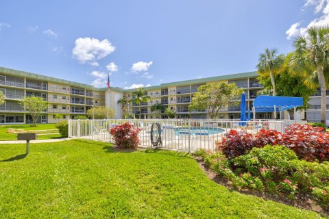 Copropriété à vendre à Deerfield Beach, Floride: 2 chambres, 97.55 m2 № 1207740 - photo 6