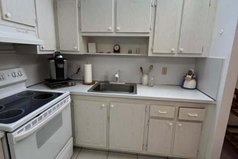 Condo in Delray Beach, Florida, 1 bedroom  № 1183534 - photo 17