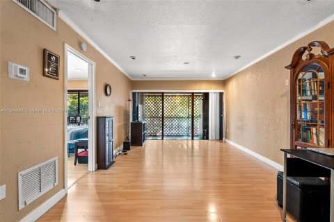 Copropriété à vendre à Hollywood, Floride: 1 chambre, 62.24 m2 № 1209351 - photo 2