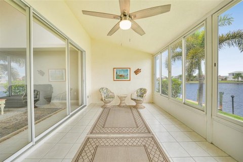 Villa ou maison à vendre à Punta Gorda, Floride: 3 chambres, 206.61 m2 № 1326385 - photo 8