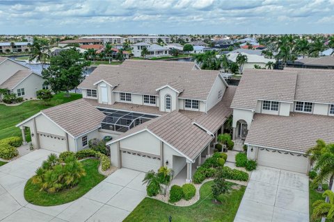 Villa ou maison à vendre à Punta Gorda, Floride: 3 chambres, 206.61 m2 № 1326385 - photo 1