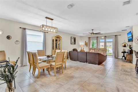 Villa ou maison à vendre à Kissimmee, Floride: 4 chambres, 268.3 m2 № 1326387 - photo 14