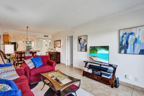 Condominio en venta en Pompano Beach, Florida, 1 dormitorio, 89.19 m2 № 1005359 - foto 17