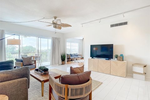 Copropriété à vendre à Pompano Beach, Floride: 3 chambres, 129.13 m2 № 1005357 - photo 26