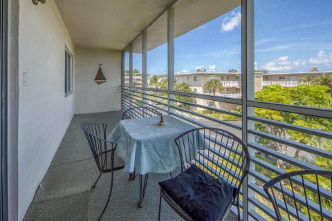 Condo in Lake Worth, Florida, 2 bedrooms  № 1159755 - photo 21