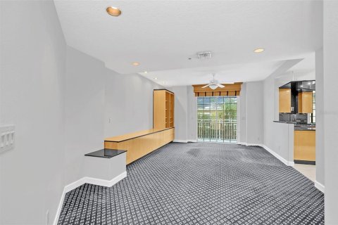 Condominio en venta en Orlando, Florida, 3 dormitorios, 327.02 m2 № 906894 - foto 10