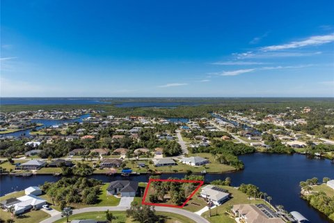 Terreno en venta en Port Charlotte, Florida № 885374 - foto 5