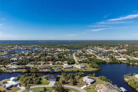 Terreno en venta en Port Charlotte, Florida № 885374 - foto 6