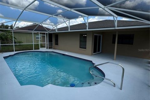 Villa ou maison à vendre à Kissimmee, Floride: 3 chambres, 127.46 m2 № 1326822 - photo 24