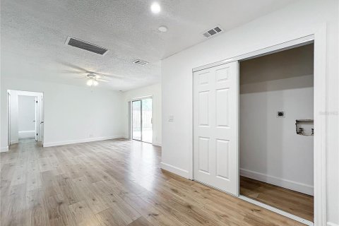 Villa ou maison à vendre à Stuart, Floride: 2 chambres, 87.7 m2 № 1326824 - photo 12