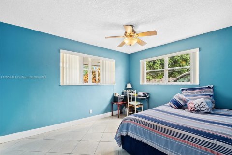 Купить виллу или дом в Помпано-Бич, Флорида 3 спальни, № 911445 - фото 20