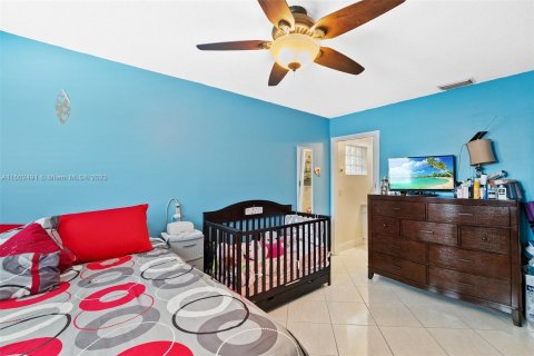 Villa ou maison à vendre à Pompano Beach, Floride: 3 chambres № 911445 - photo 14