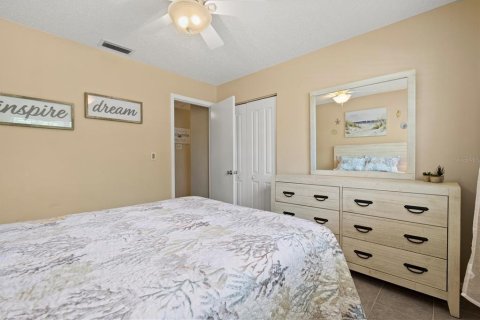 Condo in Sarasota, Florida, 2 bedrooms  № 1133822 - photo 25