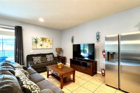 Casa en venta en Kissimmee, Florida, 9 dormitorios, 407.93 m2 № 1342097 - foto 23