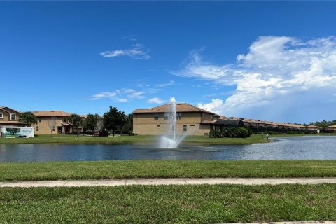 Villa ou maison à vendre à Kissimmee, Floride: 9 chambres, 407.93 m2 № 1342097 - photo 4