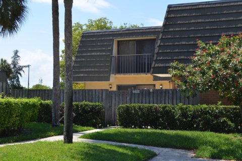 Touwnhouse à vendre à West Palm Beach, Floride: 2 chambres, 114.83 m2 № 1187243 - photo 1