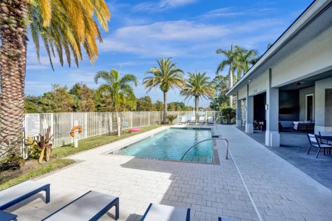 Touwnhouse à vendre à Palm Beach Gardens, Floride: 3 chambres, 199.18 m2 № 880932 - photo 4