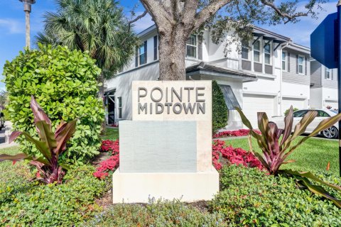 Touwnhouse à vendre à Palm Beach Gardens, Floride: 3 chambres, 199.18 m2 № 880932 - photo 1