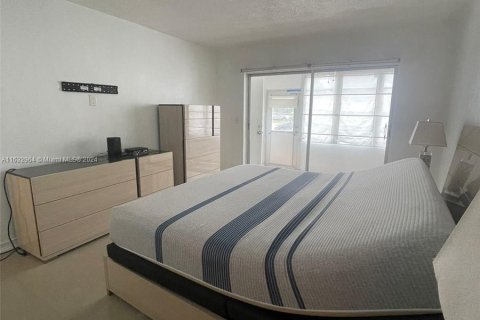 Copropriété à louer à Hallandale Beach, Floride: 1 chambre, 71.53 m2 № 1293660 - photo 19