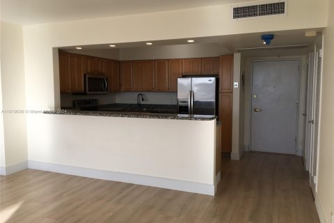 Condominio en venta en Miami Beach, Florida, 1 dormitorio, 83.61 m2 № 1240239 - foto 5