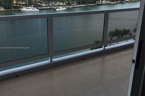 Condominio en venta en Miami Beach, Florida, 1 dormitorio, 83.61 m2 № 1240239 - foto 18