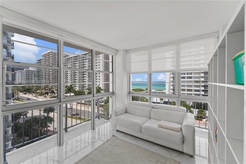 Copropriété à vendre à Miami Beach, Floride: 2 chambres, 179.77 m2 № 1209585 - photo 9