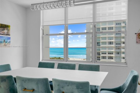 Copropriété à vendre à Miami Beach, Floride: 2 chambres, 179.77 m2 № 1209585 - photo 4