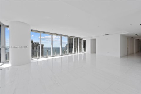 Copropriété à vendre à Miami, Floride: 5 chambres, 371.05 m2 № 1358746 - photo 6