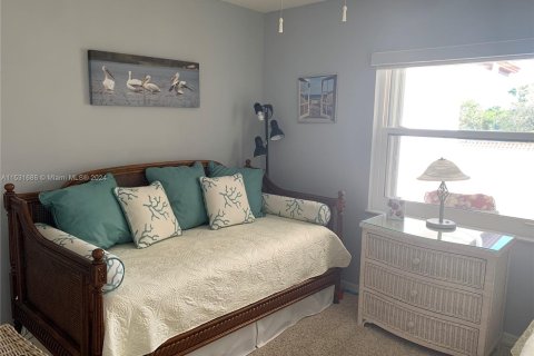 Condo in Stuart, Florida, 2 bedrooms  № 1011072 - photo 13