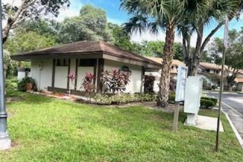 Townhouse in Plantation, Florida 2 bedrooms, 126.35 sq.m. № 888104 - photo 28