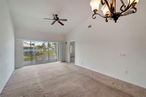 Condominio en venta en North Port, Florida, 2 dormitorios, 108.51 m2 № 1414561 - foto 9