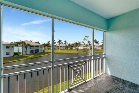 Condominio en venta en North Port, Florida, 2 dormitorios, 108.51 m2 № 1414561 - foto 19