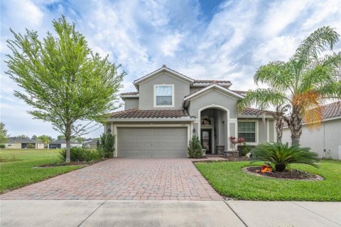 House in Davenport, Florida 5 bedrooms, 307.88 sq.m. № 1360136 - photo 29