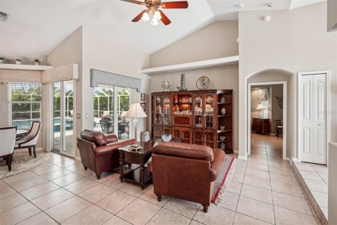 Villa ou maison à vendre à Punta Gorda, Floride: 4 chambres, 239.87 m2 № 1255040 - photo 16