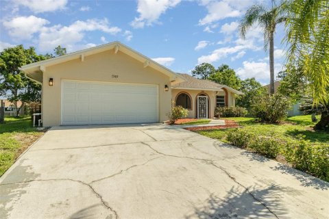 Villa ou maison à vendre à Palm Bay, Floride: 3 chambres, 130.81 m2 № 1354209 - photo 1