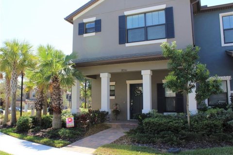 Townhouse in Wesley Chapel, Florida 3 bedrooms, 140.28 sq.m. № 1354208 - photo 1