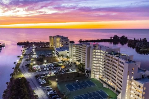 Condo in Hudson, Florida, 1 bedroom  № 1259876 - photo 30