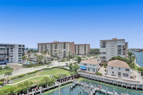 Condominio en venta en Hillsboro Beach, Florida, 2 dormitorios, 125.42 m2 № 272444 - foto 9
