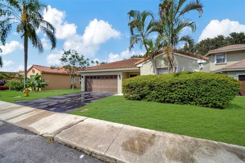 Casa en venta en Sunrise, Florida, 3 dormitorios, 160.44 m2 № 1360361 - foto 3