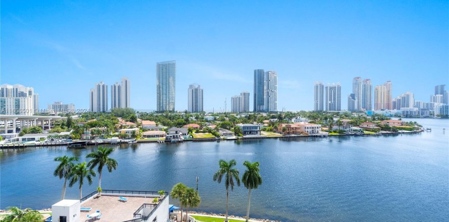 Condo in Aventura, Florida, 2 bedrooms  № 1360325