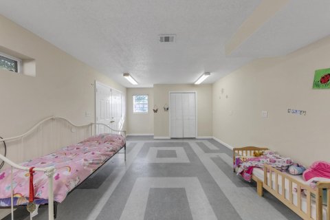 Villa ou maison à louer à Crestview, Floride: 5 chambres, 297.29 m2 № 590118 - photo 11